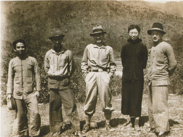 Lam Chun's sister Lam Tsim (second from right) was the first one in her family to join the Dongjiang Column to fight against the Japanese army.[Photo/China Daily]