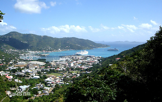 Virgin Islands, one of the 'top 10 holiday resorts for millionaires' by China.org.cn.
