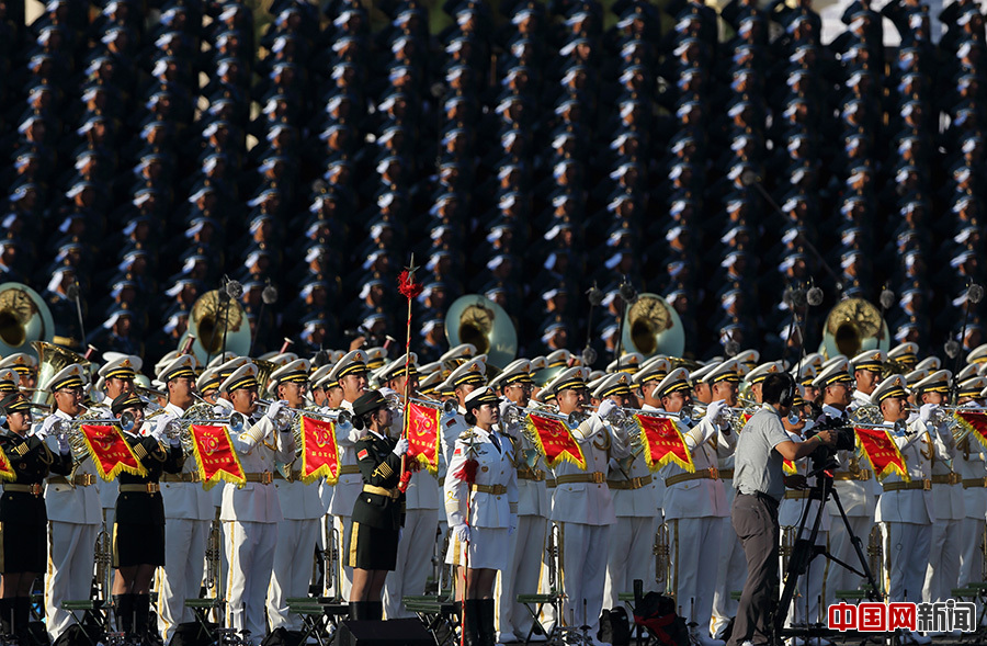 当日,中国在北京隆重举行纪念抗战胜利70周年阅兵.
