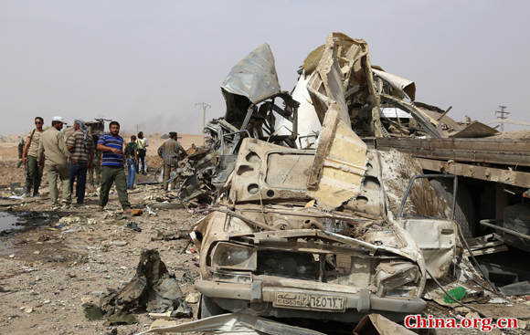 At least 26 people are killed and more than 70 others wounded Monday in twin suicide bombings that rocked Syria's northeastern province of Hasakah. [Photo/China.org.cn]