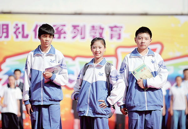 Many Chinese schools dress students in sportswear that is cheap and durable. Photo provided to Shanghai Star