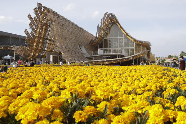 A view of China pavilion at the Expo 2015 in Milan, Italy, Saturday, May 2, 2015. The Expo opened Friday May 1 for a six-month run and its theme is 'Feeding the Planet, Energy for Life'. [Photo/China Daily]