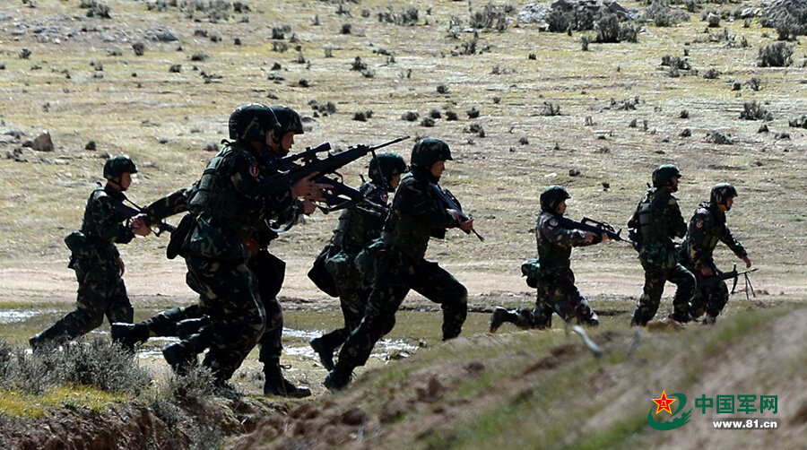 Soldiers Of PLA Special Force Take Training On Tibetan Plateau- China ...