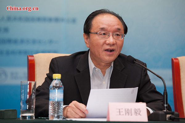Wang Gangyi, CIPG vice president speaks at the press conference on the 11th Beijing-Tokyo Forum in Beijing on Oct. 22, 2015. [Photo by Chen Boyuan / China.org.cn]