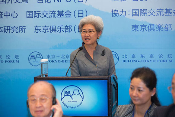 Fu Ying, chairwoman of the Foreign Affairs Committee of the National People's Congress, makes a speech at a Saturday luncheon of the 11th semiofficial Beijing-Tokyo Forum, in Beijing, Oct 24, 2015. [Photo/huanqiu.com]