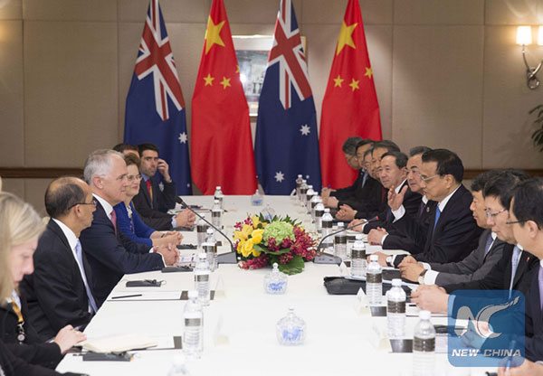 Chinese Premier Li Keqiang (4th R) Meets With Australian Prime Minister ...