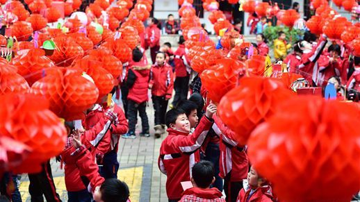 People celebrate for upcoming Lantern Festival around China- China.org.cn