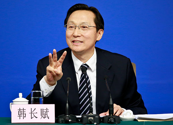 Chinese Minister of Agriculture Han Changfu gives a press conference on the sidelines of the fourth session of China's 12th National People's Congress in Beijing, capital of China, March 7, 2016. [Photo/Xinhua]