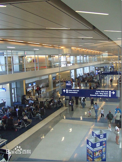 Dallas/Fort Worth International Airport,one of the 'top 10 world's busiest airports' by China.org.cn. 