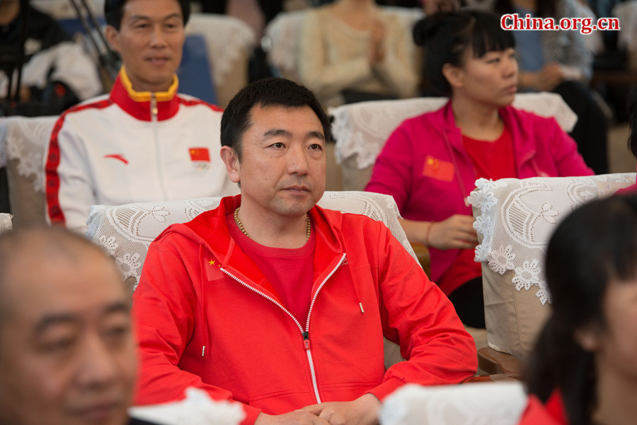 Yang Ling, a Chinese gold medalist in shooting at the 2000 Sydney Olympics, speaks at a ceremony celebrating the establishment of a strategic partnership between the China Soong Ching Ling Foundation (CSCLF) and the CCTV (China Central Television) Sports and Entertainment Company for promoting sports-based social welfare in China on April 15, 2016, at the former residence of Madame Soong Ching Ling, in Beijing. [Photo by Chen Boyuan / China.org.cn]