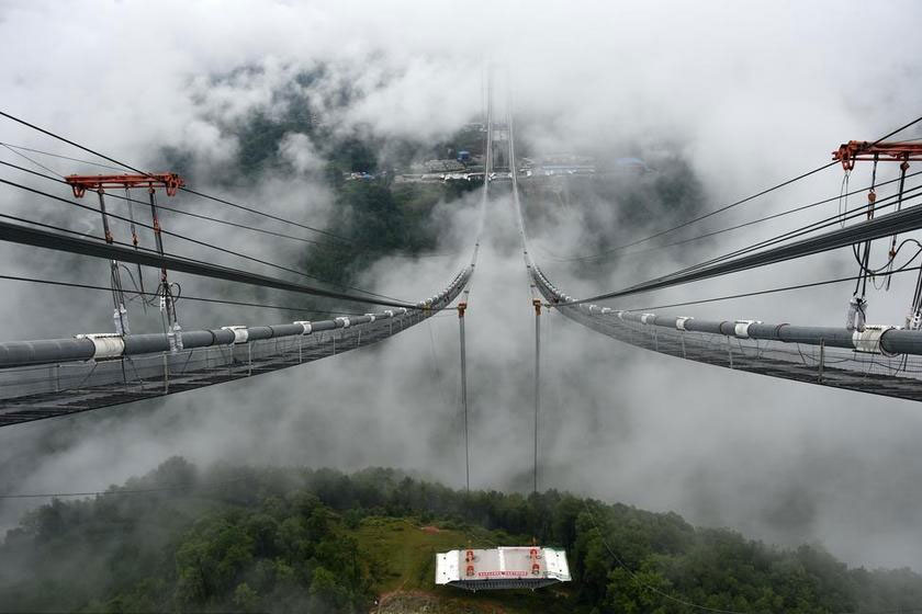 An undated photo shows Asia's longest and highest bridge Longjiang Grand Bridge. [Photo: People's Daily Online]