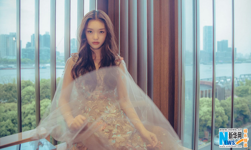 Vintage style fashion shots of Lin Yun released- China.org.cn