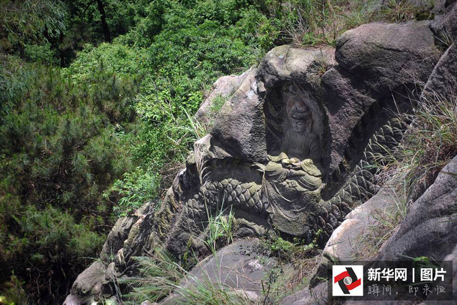 Hundreds of Buddha statues in Longshan Grottoes in Foshan, south China's Guangdong province. [Photo: Xinhua]