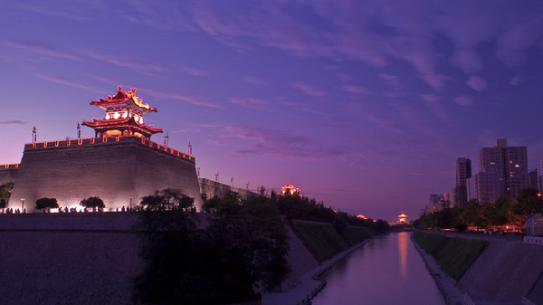 City Wall，one of the &apos;Top 10 things to do in Xi&apos;an, China&apos; by China.org.cn.