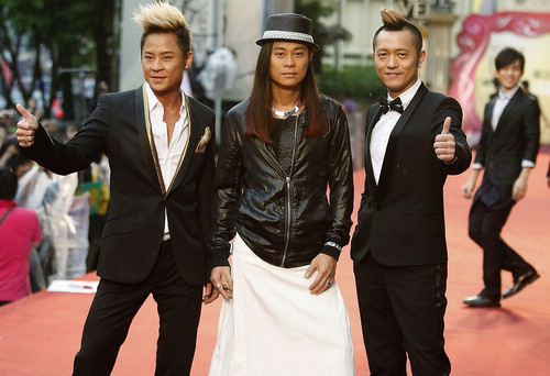 Grasshopper, one of the 'Top 10 popular idol bands in China' by China.org.cn.