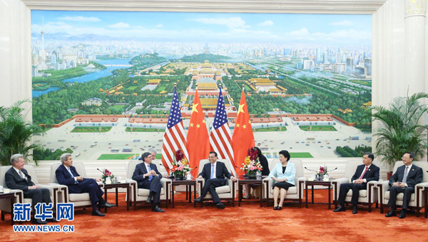  Chinese Premier Li Keqiang (C) meets with U.S. Secretary of State John Kerry (2nd L) and Treasury Secretary Jacob Lew (3rd L), who are here to attend the eighth round of China-U.S. Strategic and Economic Dialogues and the seventh round of China-U.S. High-Level Consultation on People-to-People Exchange, in Beijing, capital of China, June 7, 2016. (Xinhua/Yao Dawei)