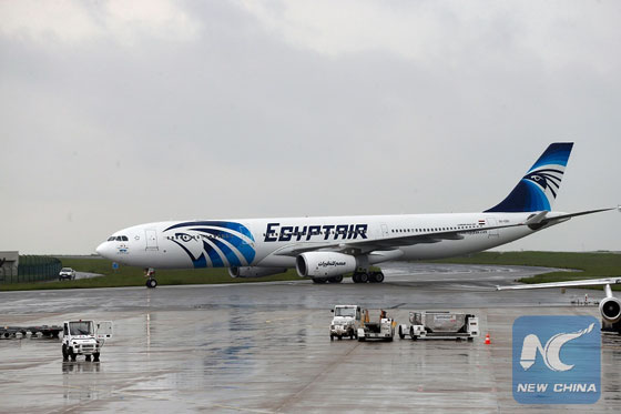 File photo taken on May 19, 2016 shows an Egyptair Airbus A330 from Cairo taxiing at the Roissy-Charles De Gaulle airport near Paris after its landing a few hours after the MS804 Egyptair flight crashed into the Mediterranean. [Photo/Xinhua]