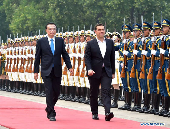 Chinese Premier Li Keqiang (L, front) holds a welcoming ceremony for visiting Greek Prime Minister Alexis Tsipras (R, front) before their talks in Beijing, capital of China, July 4, 2016. [Photo/Xinhua]