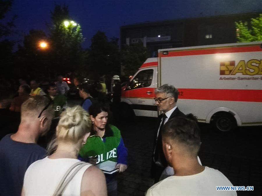 At Least Nine Dead In Munich Shooting China cn
