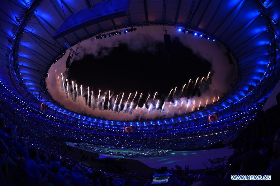 The fireworks is seen over Maracana Stadium during the opening ceremony of the 2016 Rio Olympic Games in Rio de Janeiro, Brazil, Aug. 5, 2016. (Xinhua/Lui Siu Wai) 