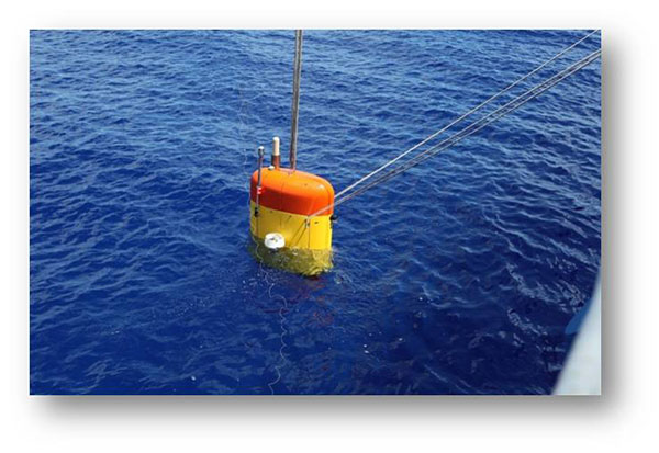 The China-developed Haidou autonomous and remotely operated vehicle is capable of diving to a depth of 11,000 meters, making China the third country, in addition to the United States and Japan, capable of producing submersibles that can dive more than 10,000 meters. About Haidou ARV: ・ Weight: 260 kilograms ・ Size: 850 millimeters long, 400 mm wide and 1,200 mm high 