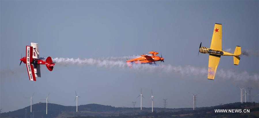 . The aviation camp of the event attracted a lot of visitors on Saturday