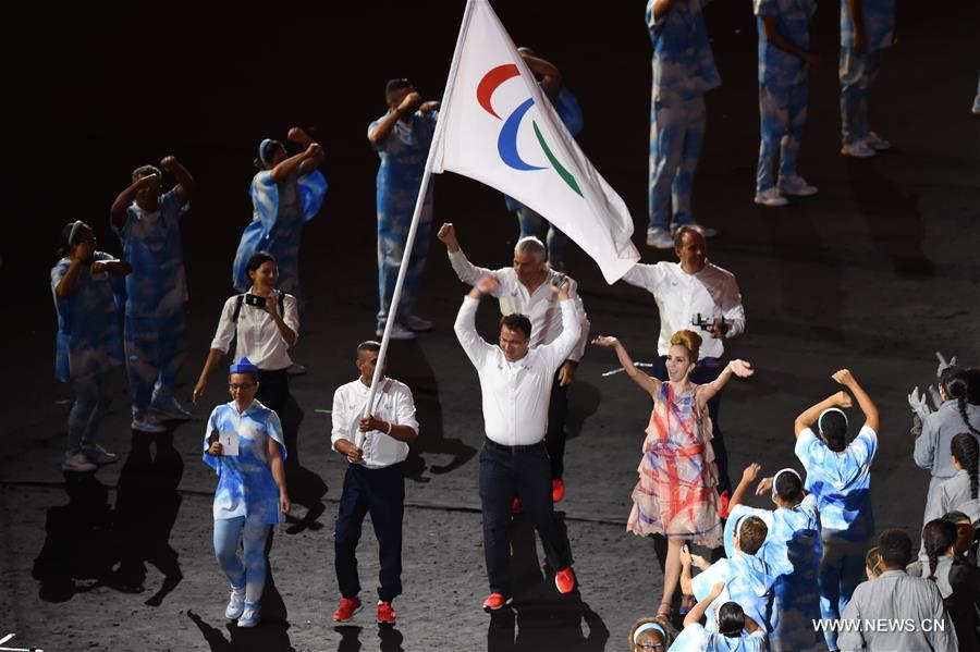 Independent athletes enter the stadium during the opening ceremony of the 2016 Rio Paralympic Games at the Maracana Stadium in Rio de Janeiro, Brazil, on Sept. 7, 2016. [Photo/Xinhua]