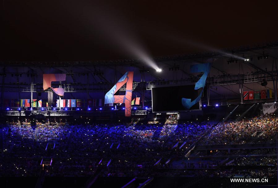 Photo taken on Sept. 7, 2016 shows a view of the countdown to the opening ceremony of the 2016 Rio Paralympic Games at the Maracana Stadium in Rio de Janeiro, Brazil. [Photo/Xinhua]