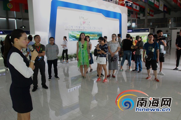 全国融媒体海南行采访团走进琼海博鳌乐城国际医疗旅游先行区。 [南海网 陈望 摄]
