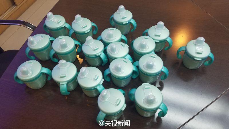 The company produced a group of cups similar in appearance to Ben’s. [Photo/CNTV.com]
