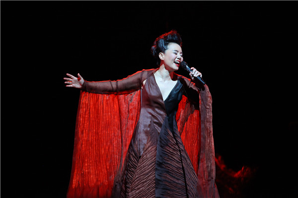 Chinese singer Gong Linna will perform at the 2017 North American University Lunar New Year Gala on Saturday. [File photo provided to China Daily]