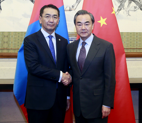 Chinese Foreign Minister Wang Yi meets with Mongolian Foreign Minister Tsend Munkh-Orgil in Beijing on Feb. 20, 2017. [Photo/fmprc.gov.cn]