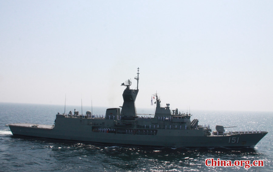 An Australia frigate in AMAN-17 exercise. The AMAN-17 multinational naval exercise concludes with a spectacular exercise in the North Arabian Sea off Pakistan on Feb. 14, 2017. [Photo by Guo Xiaohong/China.org.cn]