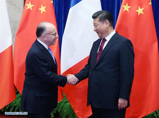 Chinese President Xi Jinping (R) meets with French Prime Minister Bernard Cazeneuve in Beijing, capital of China, Feb. 22, 2017. [Photo/Xinhua]