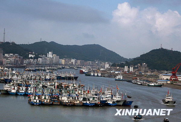 China extends Pearl River fishing ban [File photo / Xinhua]
