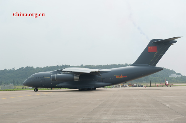 A Y-20 on static display at the 2016 China International Airshow in Zhuhai [File photo by Chen Boyuan / China.org.cn]