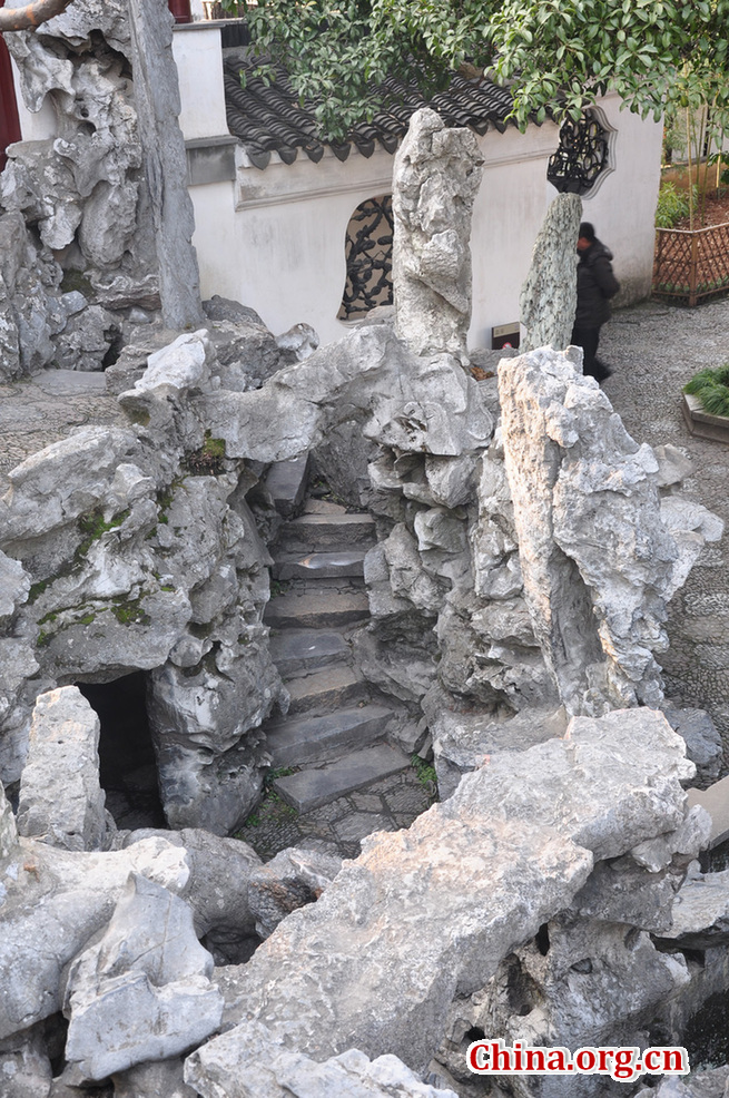 Located at the northeast of Suzhou, Jiangsu Province, the Lion Grove Garden is famous for the Taihu rocks in various shapes which are said to resemble lions, especially the large and labyrinthine grotto of rocks at the garden's center.