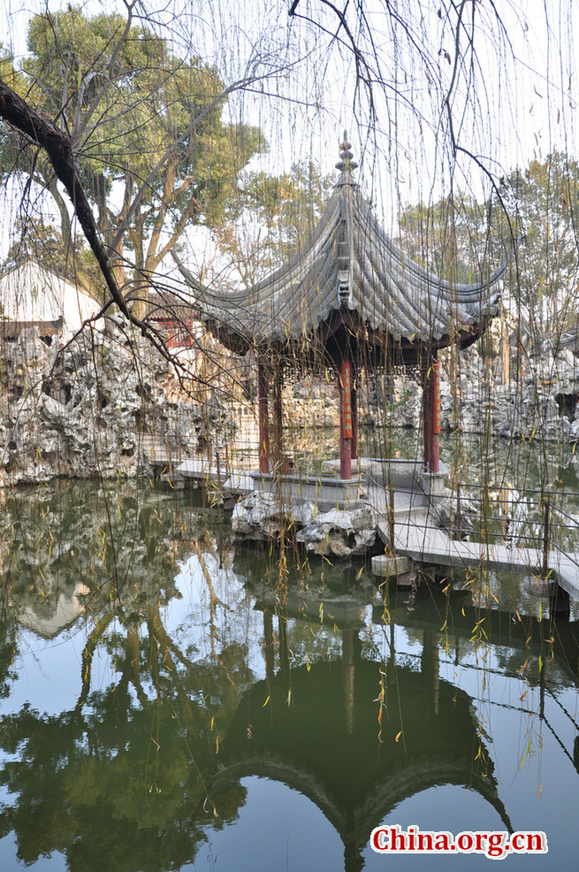 Located at the northeast of Suzhou, Jiangsu Province, the Lion Grove Garden is famous for the Taihu rocks in various shapes which are said to resemble lions, especially the large and labyrinthine grotto of rocks at the garden's center.