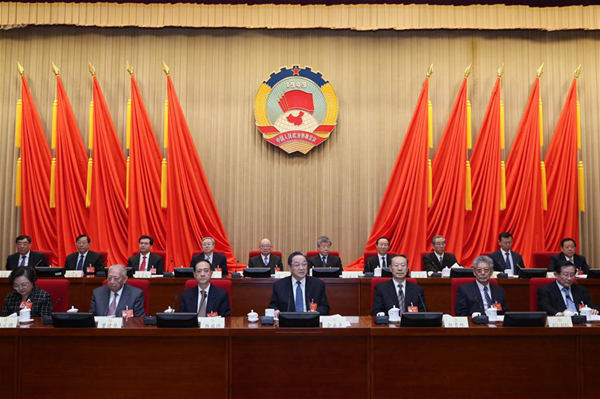 Yu Zhengsheng, chairman of the National Committee of the CPPCC, presides over the second plenary meeting of the 20th meeting of the Standing Committee of the 12th National Committee of the CPPCC in Beijing, capital of China, March 12, 2017.(Xinhua / Ju Peng)