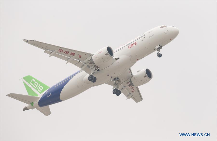 China&apos;s homegrown large passenger plane C919 makes its maiden flight in Shanghai, east China, May 5, 2017. (Xinhua/Ding Ting)