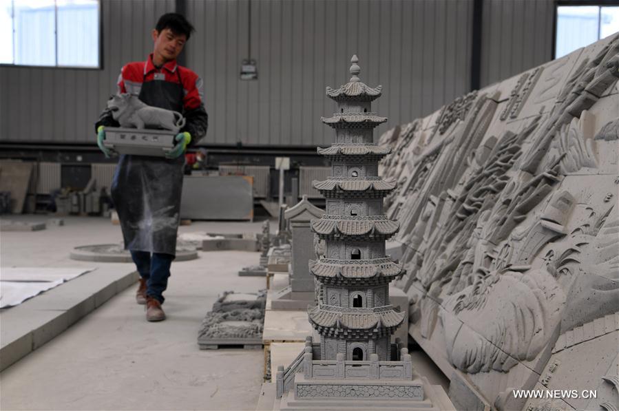 CHINA-GANSU-LINXIA-BRICK CARVING (CN) 