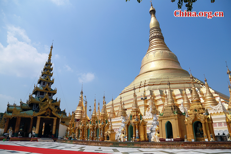 Photo taken on May 4 at the Shwedagon Pagoda in Yangon, Myanmar. [Photo by Zhang Lulu / China.org.cn]