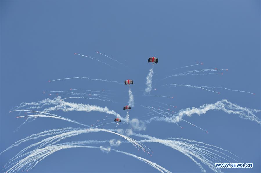 CHINA-HENAN-ANYANG-AEROBATICS (CN)