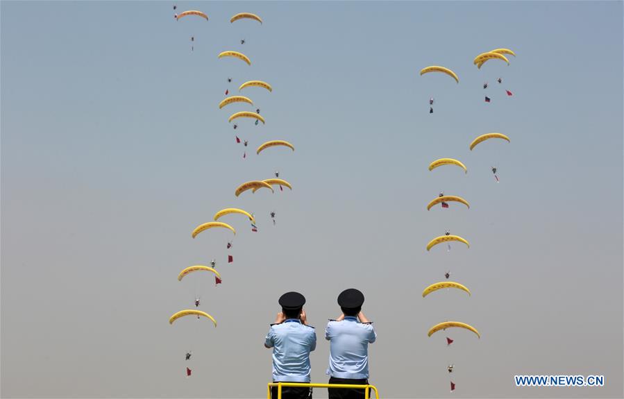 #CHINA-HENAN-ANYANG-AEROBATICS (CN)