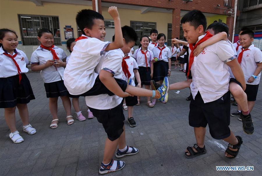 #CHINA-INT'L CHILDREN'S DAY-CELEBRATIONS (CN)