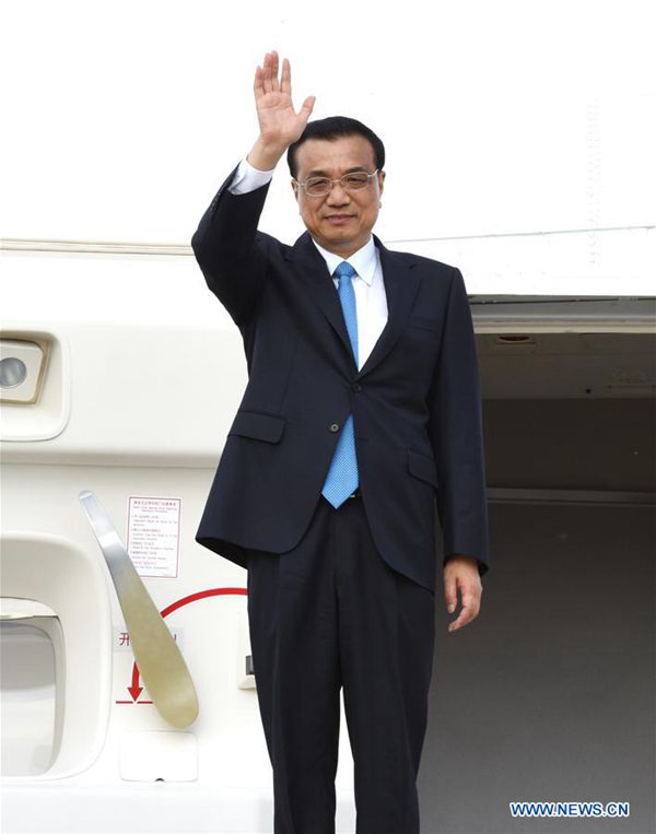Chinese Premier Li Keqiang arrives in Brussels, Belgium, June 1, 2017. Li is scheduled to attend the 19th China-EU leaders' meeting in Brussels and pay an official visit to Belgium. [Photo/Xinhua]