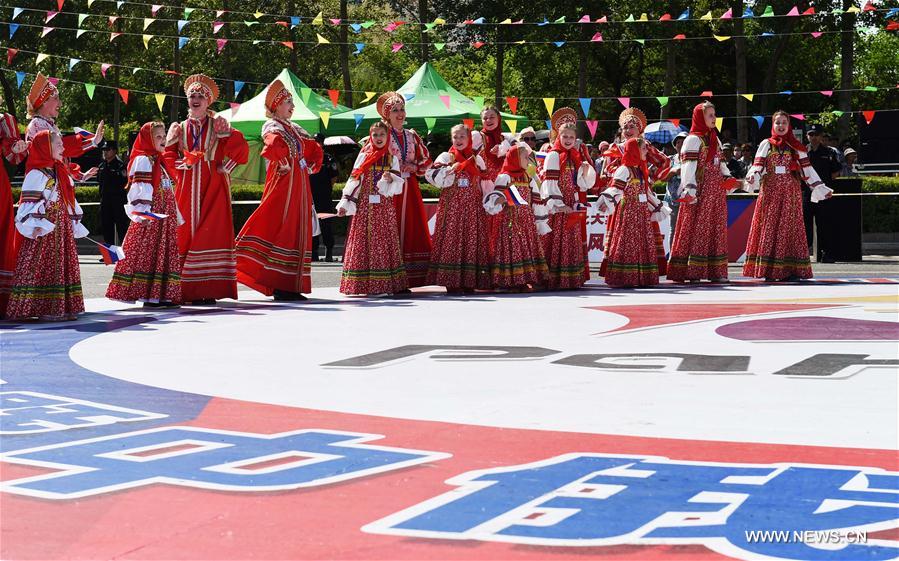 CHINA-HEIHE-RUSSIA-CULTURE-PARADE (CN)