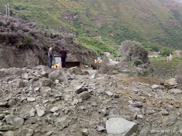 Photo taken on June 24, 2017 shows the accident site after a landslide occurs in Xinmo Village of Maoxian County, Tibetan and Qiang Autonomous Prefecture, southwest China's Sichuan Province. A total of 46 homes are said to be buried, and 141 people are missing. [Photo/Xinhua]