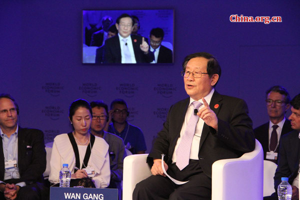 Wan Gang, minister of science and technology of the People's Republic of China, speaks on June 27 at the 2017 Dalian Summer Davos. [Photo by Gong Jie/China.org.cn]