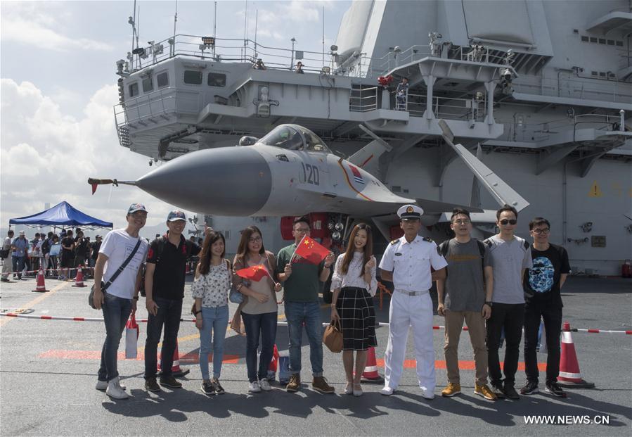 CHINA-HONG KONG-AIRCRAFT CARRIER LIAONING-PHOTO (CN)